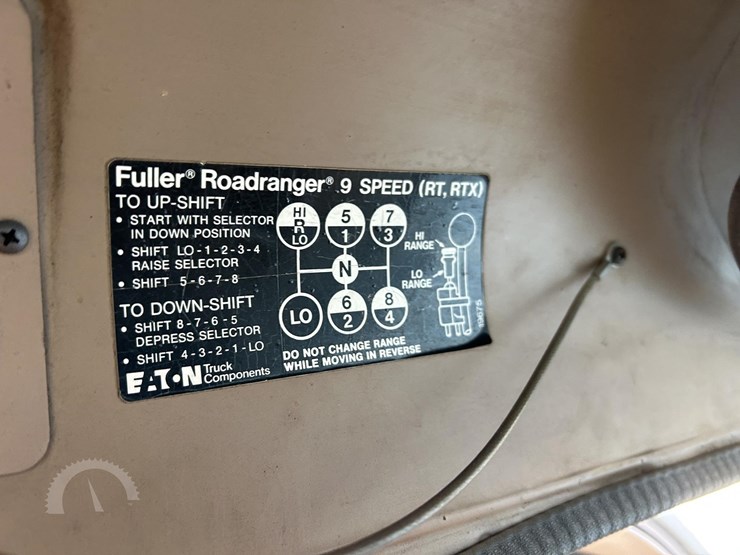 1984-international-s2200-image-33