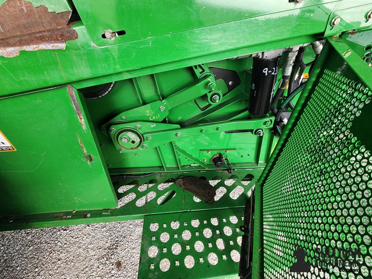 2008-john-deere-9670-sts-image-17