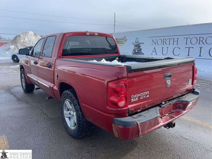 2008-dodge-dakota-image-3