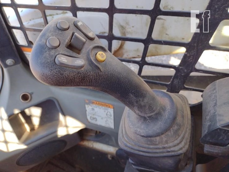 2020-bobcat-t590-image-9