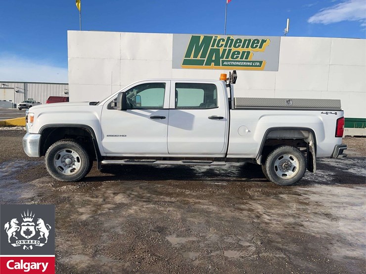 2015-gmc-sierra-2500hd-image-6