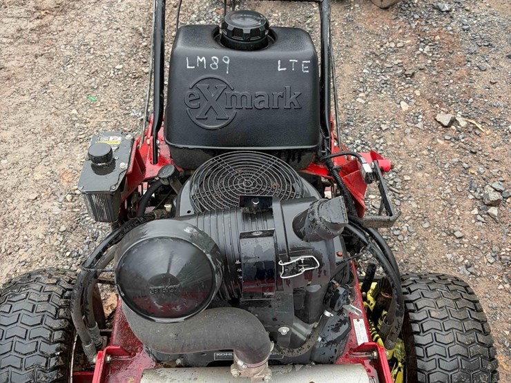 exmark-turf-tracer-walk-behind-mower-image-3