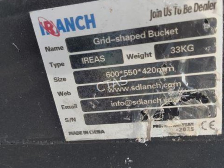 #54-•-mini-excavator-sand-bucket-w/-teeth-image-5