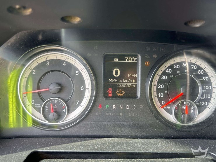 2017-dodge-2500-image-15