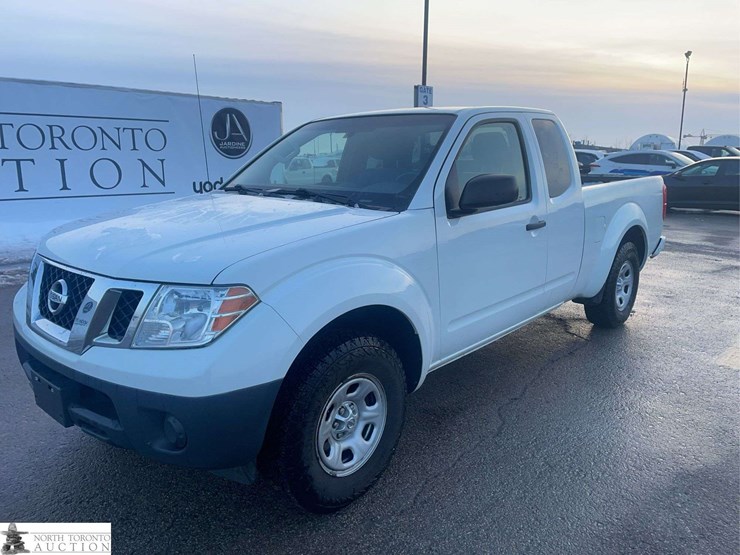2017-nissan-frontier-image-1