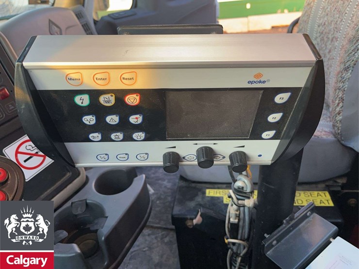 2019-international-workstar-7400-image-17