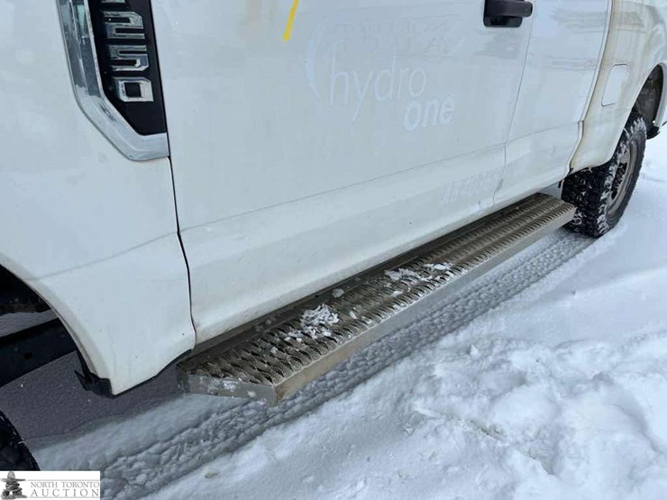 2019-ford-f250-image-28