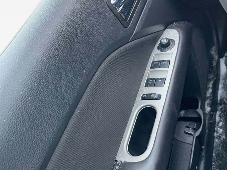 non-operable-2012-ford-fusion-hybrid-image-20