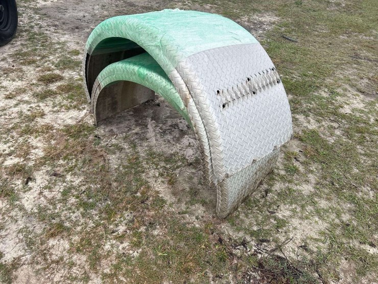 truck-tractor-fenders-image-3