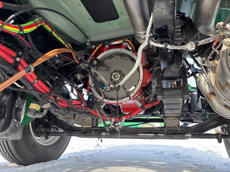 2024-freightliner-m2-106-image-22