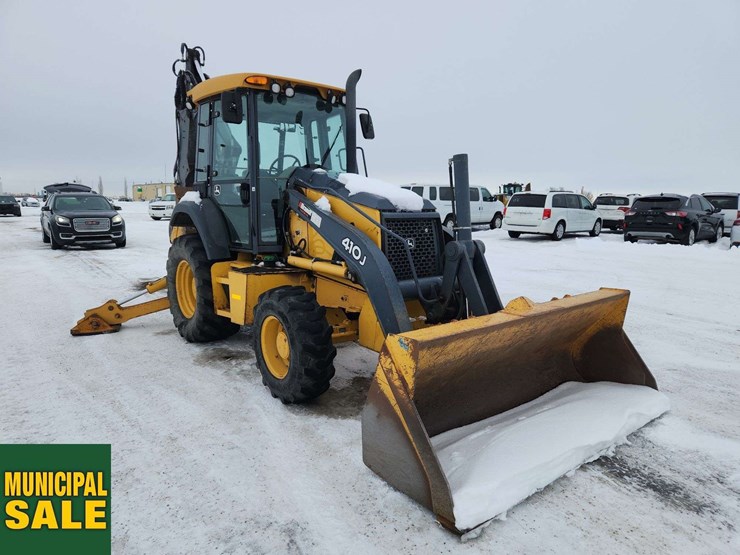 2011-deere-410j-image-2