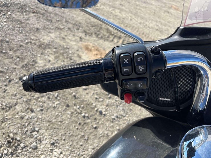 2022-harley-davidson-flhtp-police-electra-glide-motorcycle-image-13