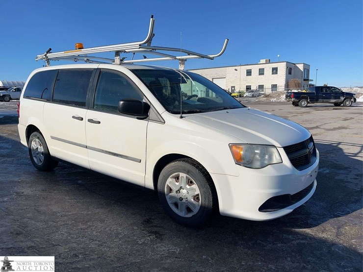 2012-ram-c/v-tradesman-image-4