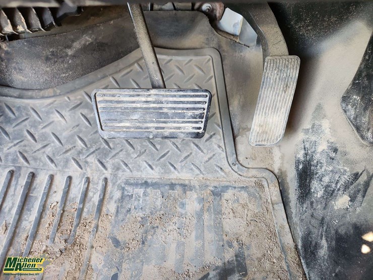 2015-chevrolet-silverado-2500hd-image-20