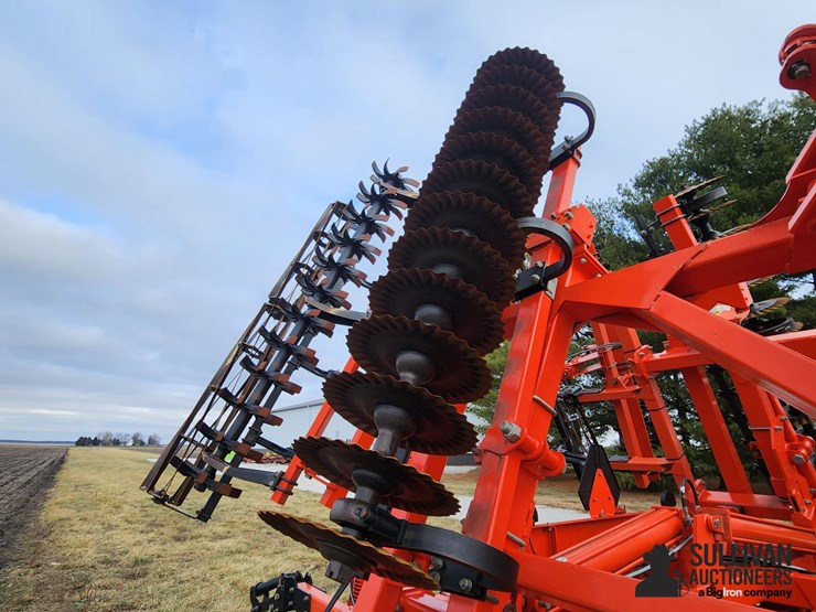 2013-kuhn-krause-excelerator-8000-image-13