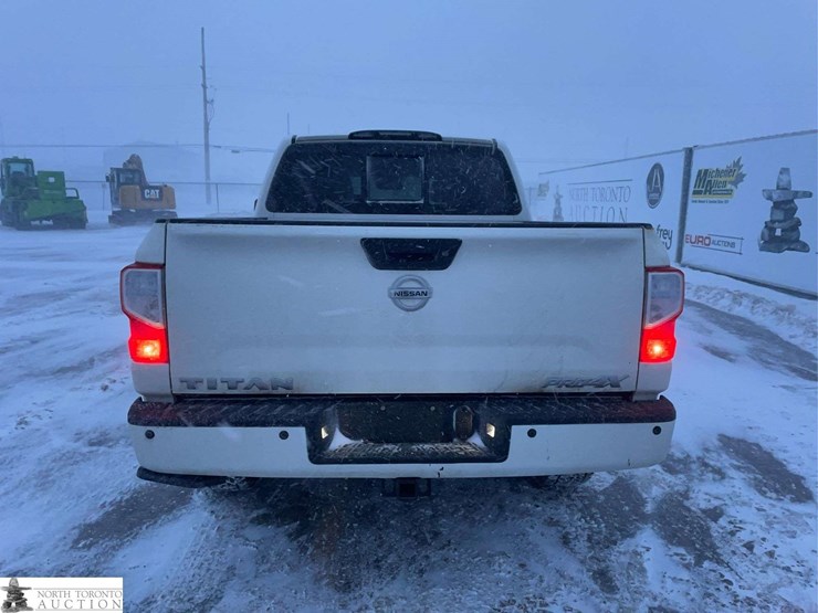 2018-nissan-titan-image-4