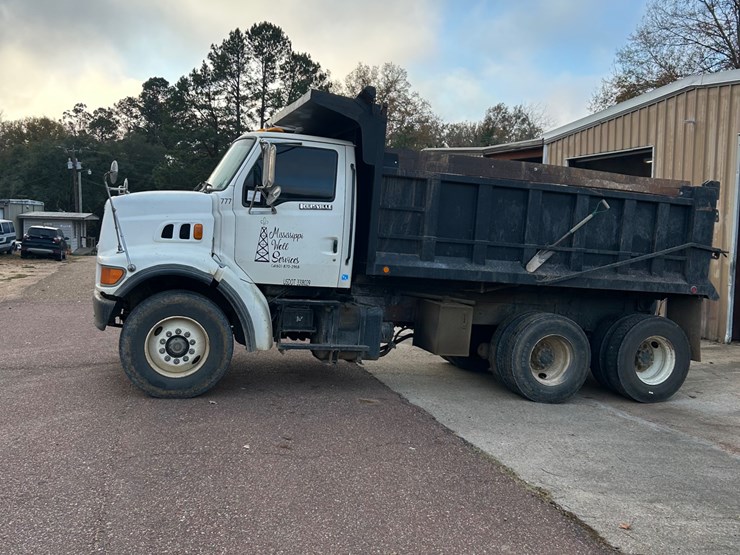 #9-•-1997-ford-tandem-axle-dump-truck-image-10