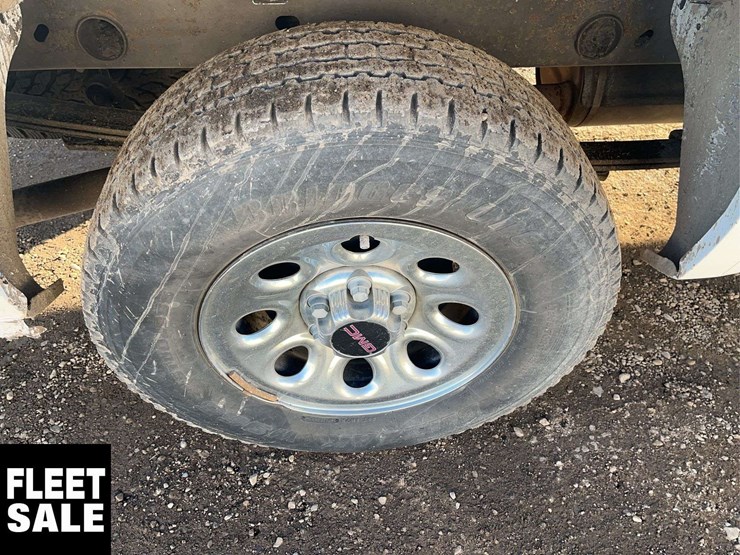 2013-gmc-sierra-1500-image-12