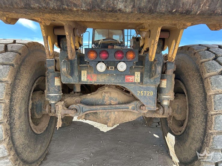 2015-komatsu-hm400-3-image-22