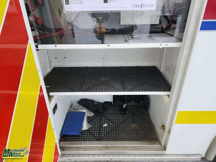 2016-chevrolet-express-s/a-ambulance-image-44