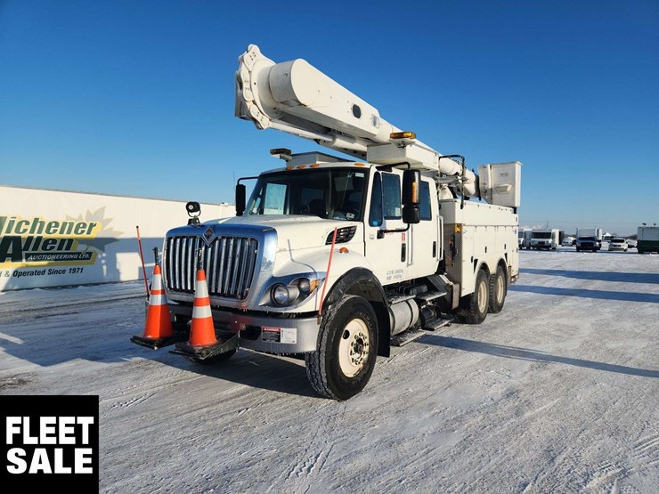 2012-international-workstar-7400-image-1