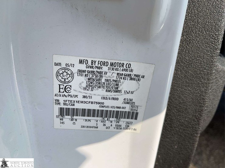 2012-ford-f150-image-14