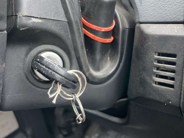 2014-ford-f150-image-16