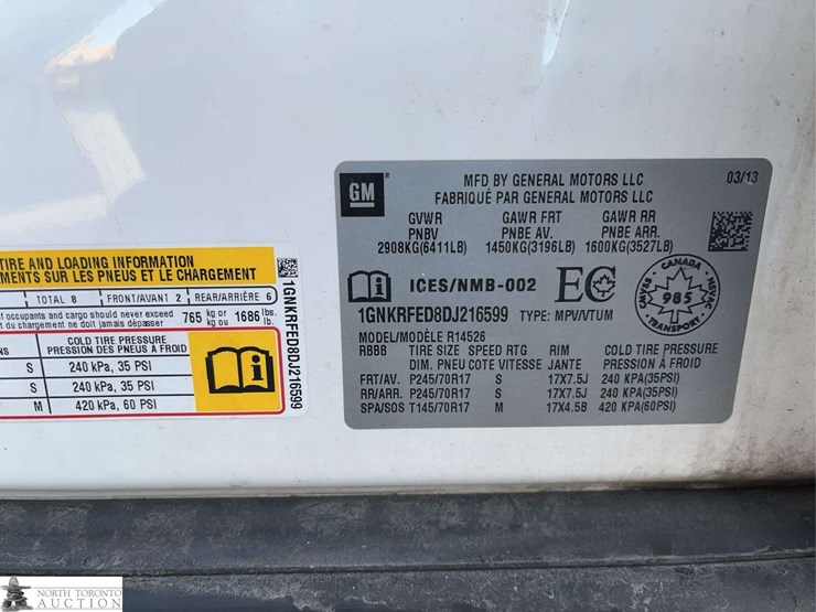 2013-chevrolet-traverse-image-8