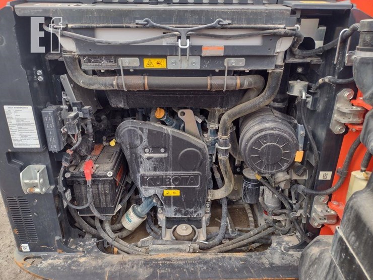 kubota-svl75-3-image-35