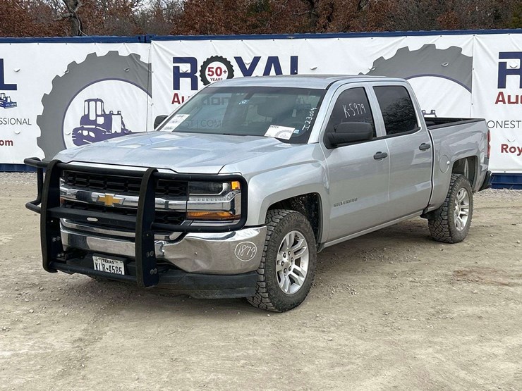 2018-chevrolet-silverado-1500-image-1