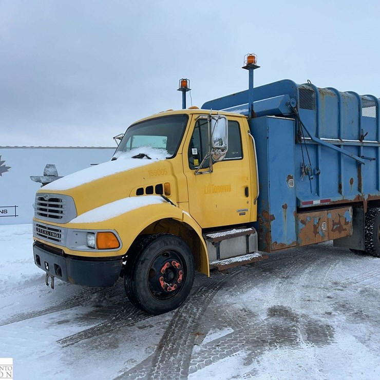 2006 STERLING ACTERRA