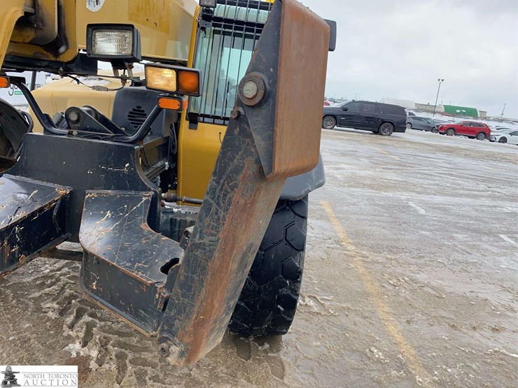 2012-caterpillar-tl943-image-13