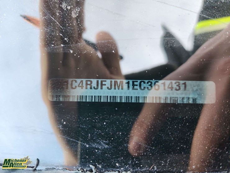 2014-jeep-grand-cherokee-image-13