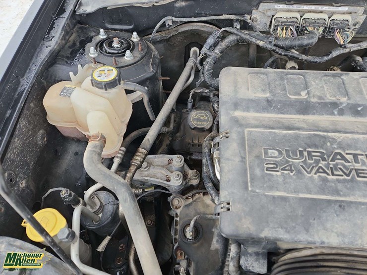 2012-ford-escape-xlt-image-27