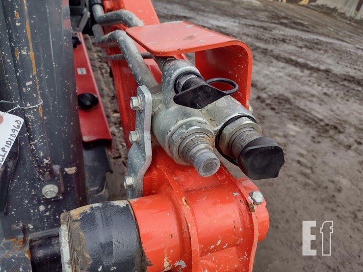 kubota-svl75-3-image-13