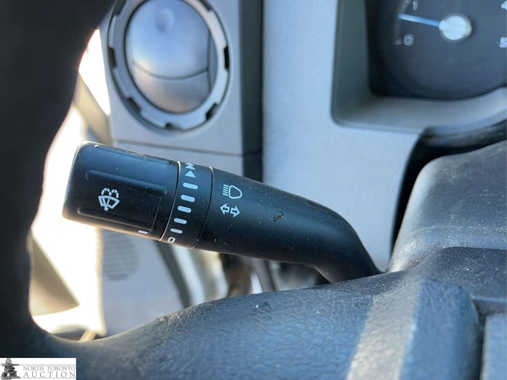 2015-ford-f350-image-25