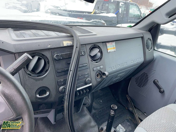 2012-ford-f450-image-12