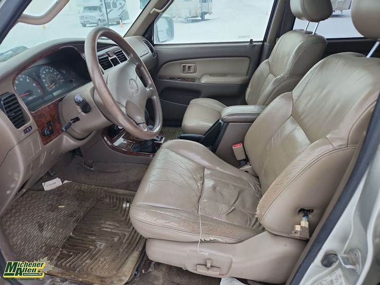 1999-toyota-4-runner-limited-image-14