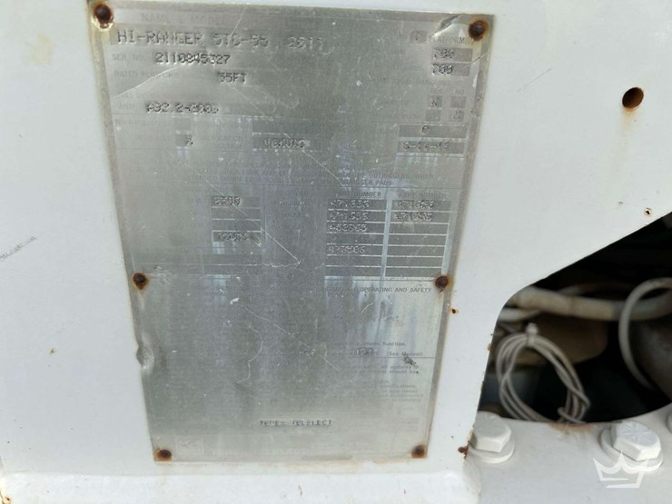 2011-ford-f750-image-32