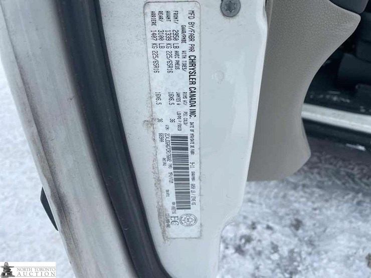 2012-dodge-ram-van-image-22