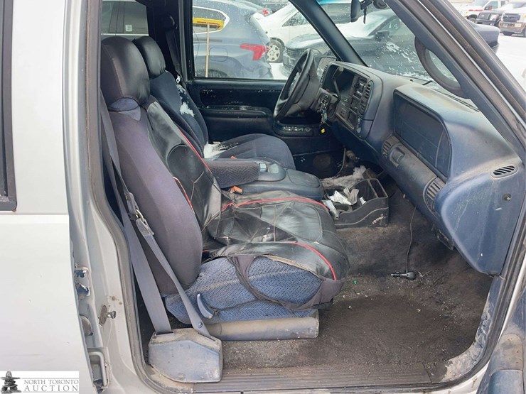 1999-gmc-yukon-image-23