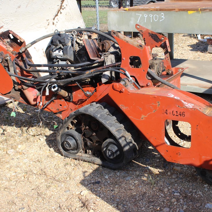 DITCH WITCH RT24