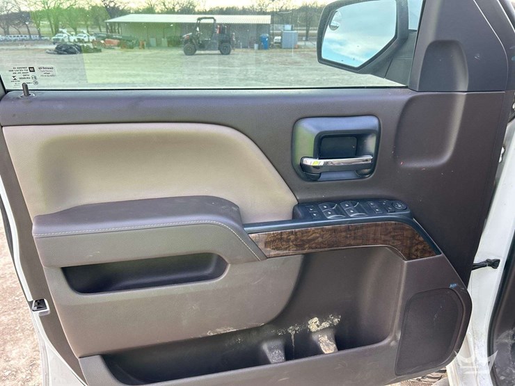 2014-chevrolet-silverado-1500-image-11