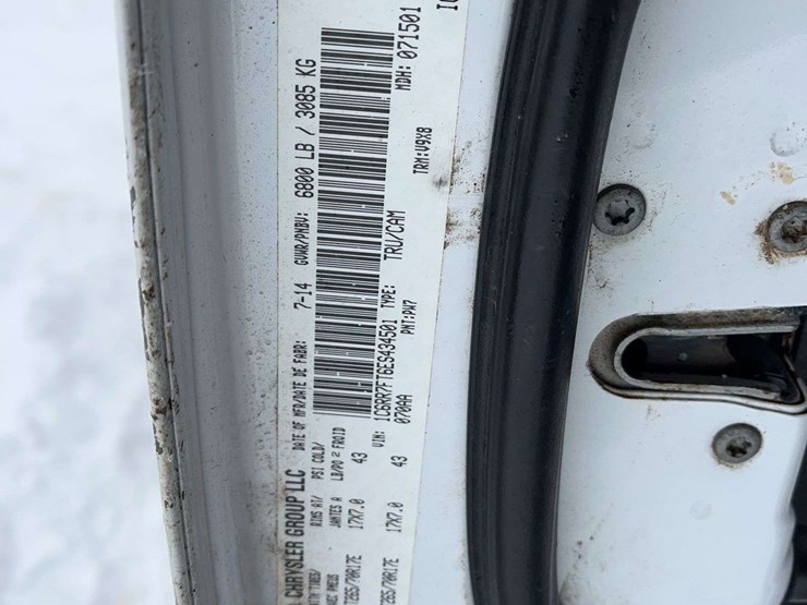 2014-dodge-1500-image-8