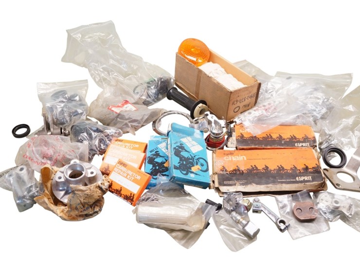 honda-miscellaneous-parts-lot-image-1