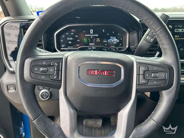 2024-gmc-seirra-elevation-4x4-image-14