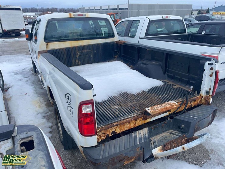 2011-ford-f250-image-2