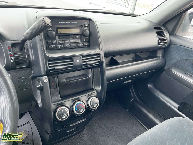 2005-honda-crv-image-15