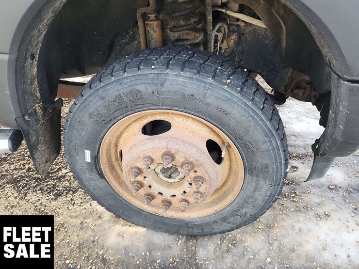 2018-ford-f550-image-13