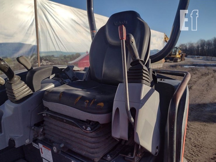 kubota-u35-4-image-13